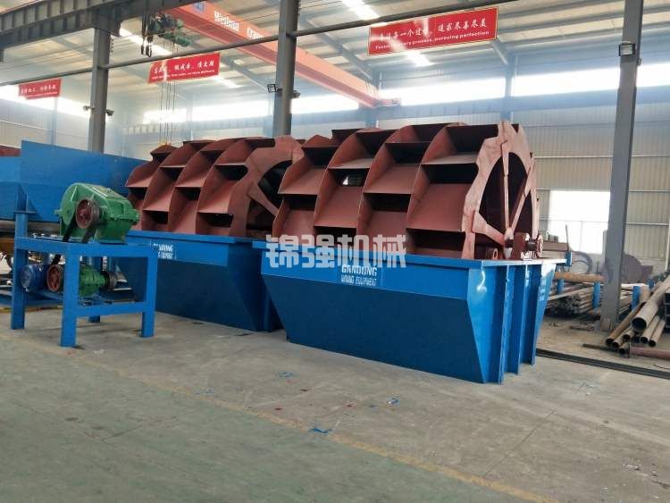 一條機制砂生產(chǎn)線多少錢?一天能打多少方?(圖4) 一條機制砂生產(chǎn)線多少錢?一天能打多少方?(圖4)